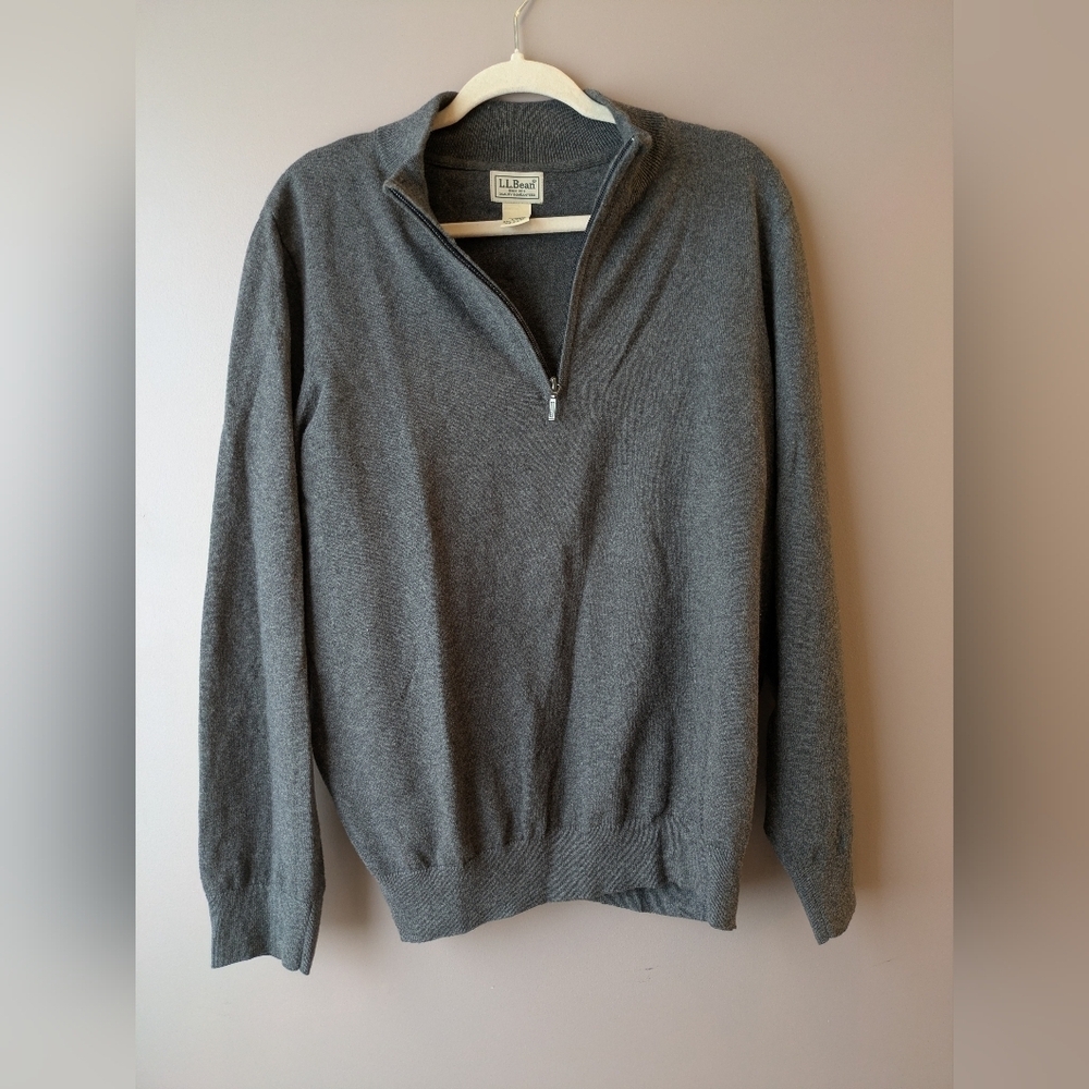 L.L. Bean Men's Charcoal Quarter Zip Sweater L